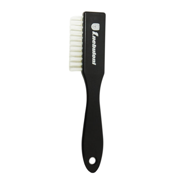 Cepillo limpiador para calzado